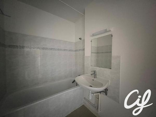 Appartement T4 NANTES Bottière - Chénaie - 82.3 m2  862 Euros