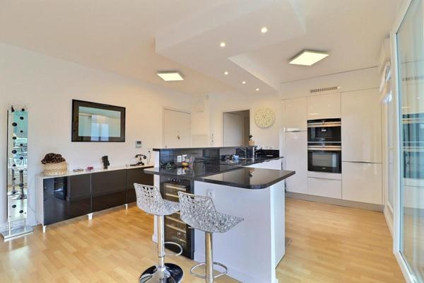 Appartement  Standing  - Rooftop - Double box - Salle de sport - Piscine