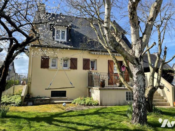 SAINT MALO  MAISON D'ENVIRON 100M² AVEC DEPENDANCE SUR UN TERRAIN DE 597M² 