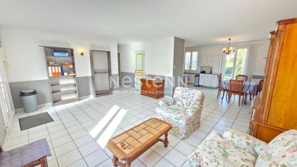 Charmante maison de plain pied de 90m2 MONTOIR DE BRETAGNE centre 3 chambres jardin garage