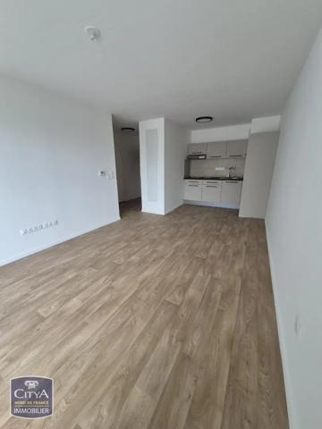 Appartement à louer 2 pièces 43.04m² Liévin (62800)