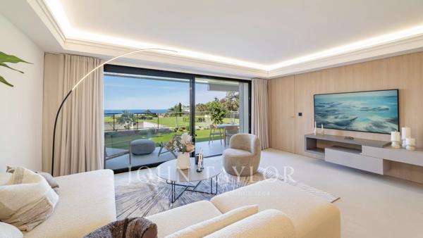 CANNES CALIFORNIE - Vue mer panoramique pour ce magnifique appartement