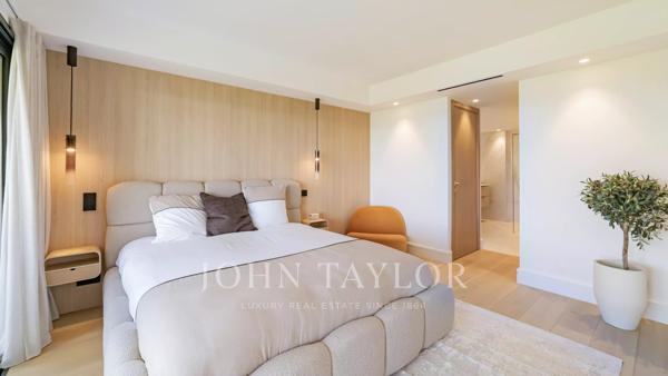 CANNES CALIFORNIE - Vue mer panoramique pour ce magnifique appartement