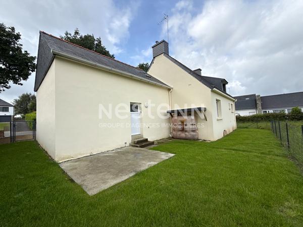 MOREAC - Jolie maison traditionnelle à vendre, 4 chambres et son jardin de 325 m²