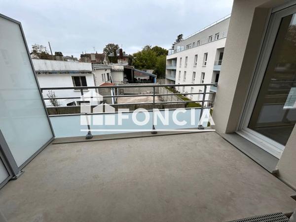 Location Appartement 3 pièces 57.4 m² - 19 QUAI CAMERE ET 38 AVENUE DE PARIS Vernon 27200