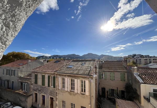 Marseille (13008) 8ème BORELY- Plages T2 rénové dans Bastide, plus 2 places de Parking !