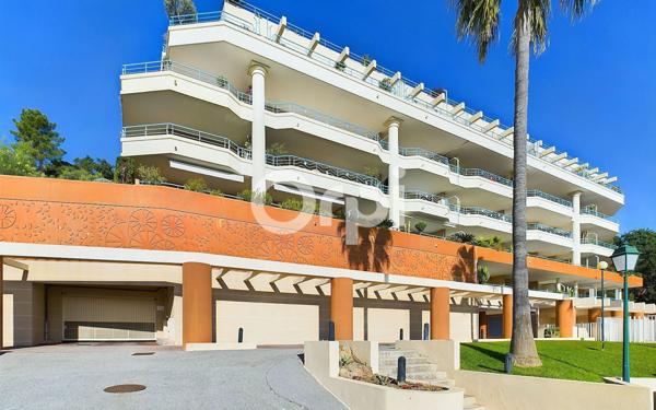 Appartement à vendre    3 pièces • 74,21 m2 Mandelieu-la-Napoule