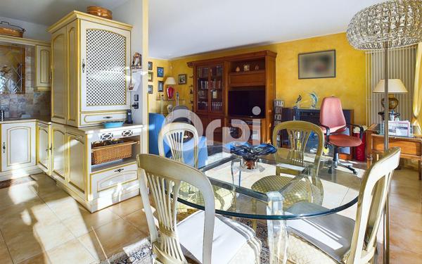 Appartement à vendre    3 pièces • 74,21 m2 Mandelieu-la-Napoule