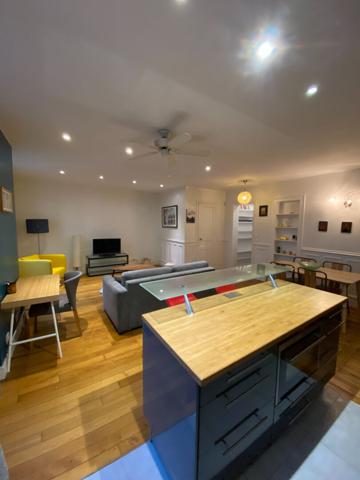 Appartement Paris 2 pièce(s) 53.49 m2 -SECTEUR BEL AIR