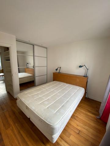 Appartement Paris 2 pièce(s) 53.49 m2 -SECTEUR BEL AIR