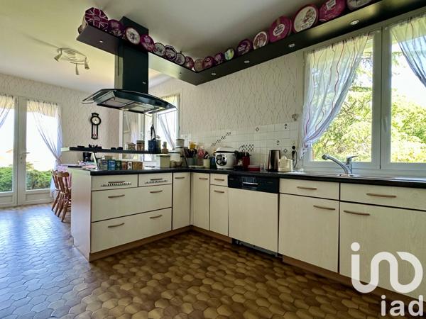 Maison à vendre 8 pièces 200 m² Compreignac