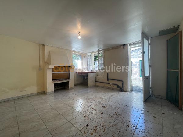 Vente
                Maison73 m² - 4 Pièces -
                    BALLEROY (14490)