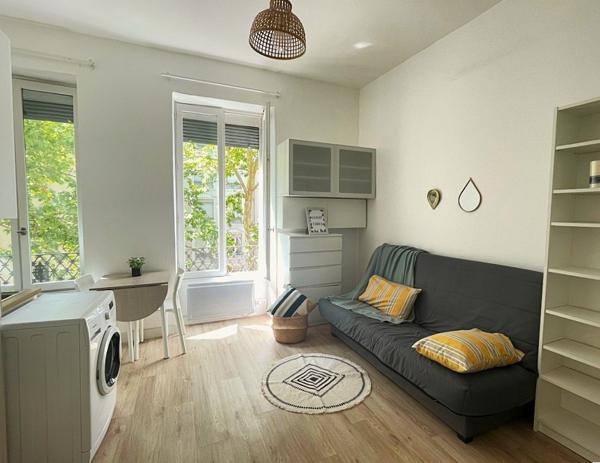 Appartement
         1 pièce
        - 18 m² Exclusivité 92 000 € *