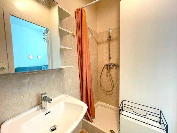 Appartement
         1 pièce
        - 18 m² Exclusivité 92 000 € *