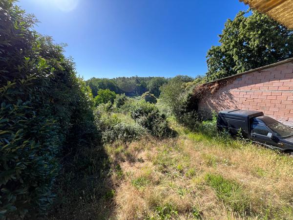 A vendre maison sur la commune de Saint Pierre de Chignac