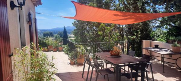 Maison Plan De Cuques 5 pièce(s) 132 m2