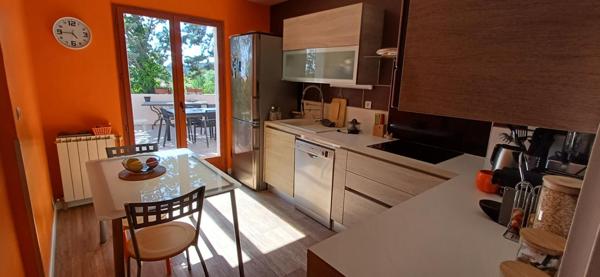 Maison Plan De Cuques 5 pièce(s) 132 m2