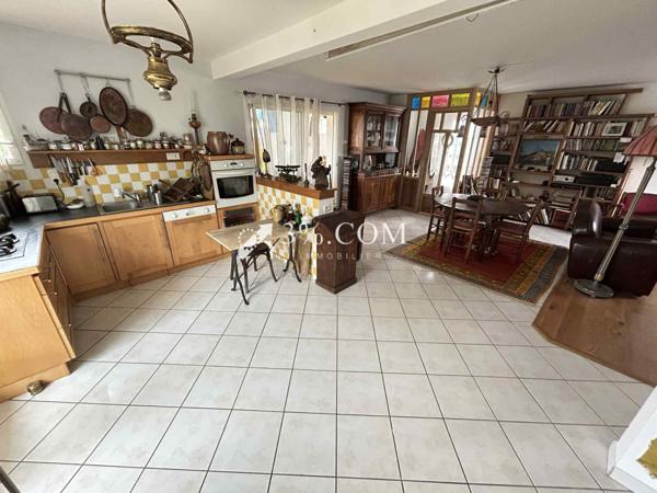 Maison 6 pièce(s) 4 chambre(s) 136 m²