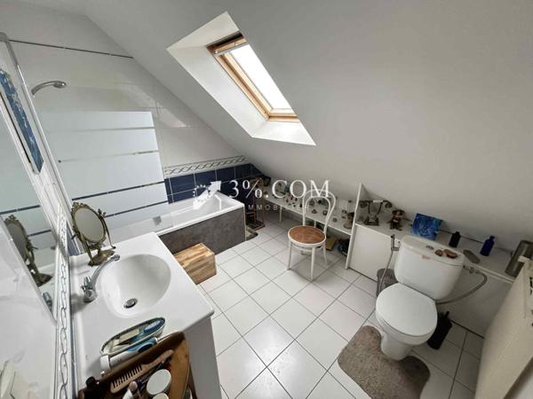 Maison 6 pièce(s) 4 chambre(s) 136 m²