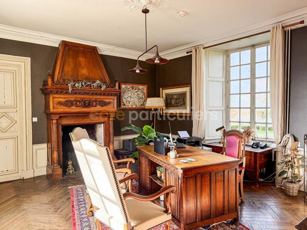 Vente
                Demeure de Prestige1800 m² - 30 Pièces -
                    SAINT-LO (50000)