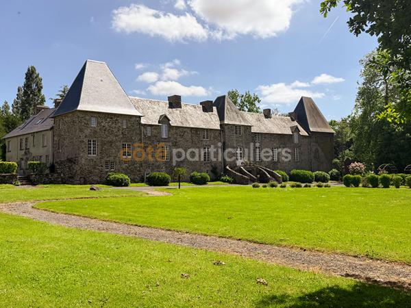 Vente
                Demeure de Prestige1800 m² - 30 Pièces -
                    SAINT-LO (50000)