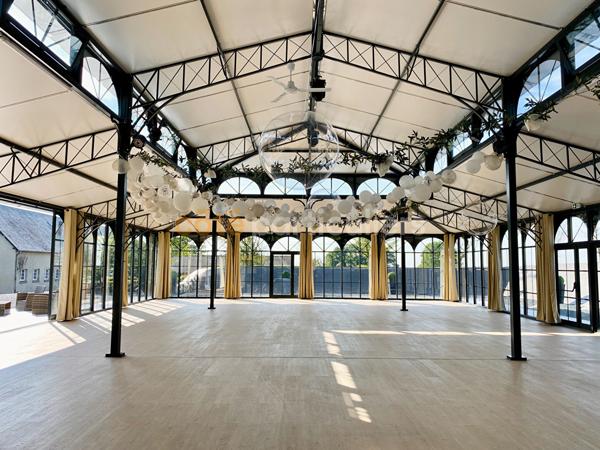 Vente
                Demeure de Prestige1800 m² - 30 Pièces -
                    SAINT-LO (50000)