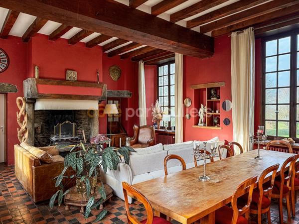 Vente
                Demeure de Prestige1800 m² - 30 Pièces -
                    SAINT-LO (50000)
