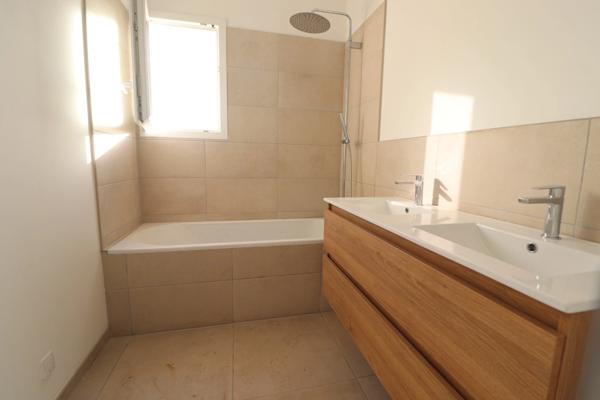 Votre future maison pleine de confort vous attend à Borgo....