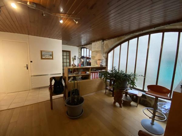 CHAMBRES D'HOTTES / COMMERCE ET TERRAIN