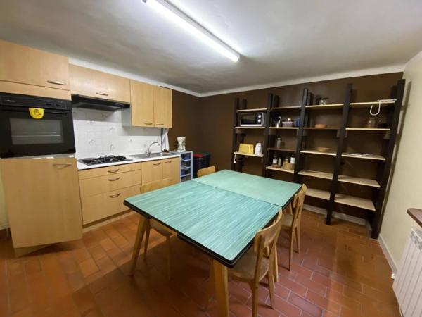 CHAMBRES D'HOTTES / COMMERCE ET TERRAIN