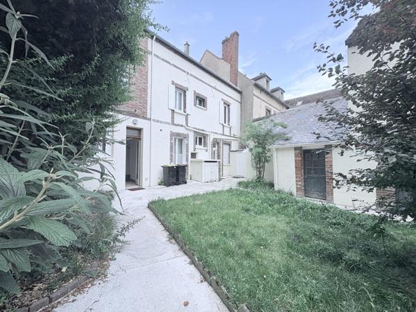 Opportunité investisseurs : Immeuble mixte 504 m² au cœur de Sens