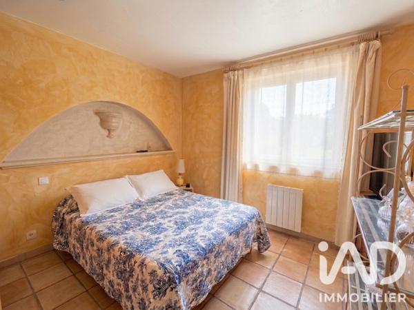 Maison à vendre 6 pièces 178 m² Roquebrune-sur-Argens