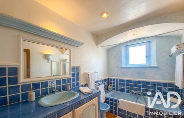 Maison à vendre 6 pièces 178 m² Roquebrune-sur-Argens