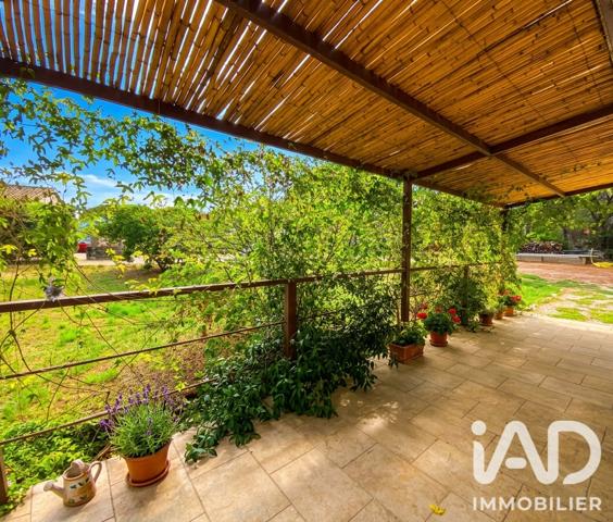 Maison à vendre 6 pièces 178 m² Roquebrune-sur-Argens