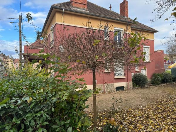 Immeuble 6 pièces 180 m2 à vendre MONTCEAU LES MINES (71)