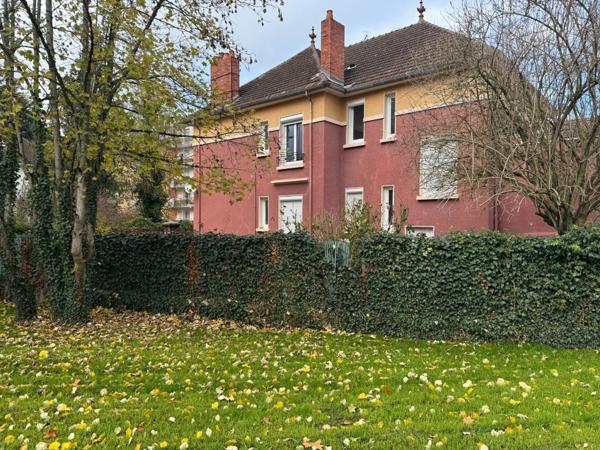 Immeuble 6 pièces 180 m2 à vendre MONTCEAU LES MINES (71)