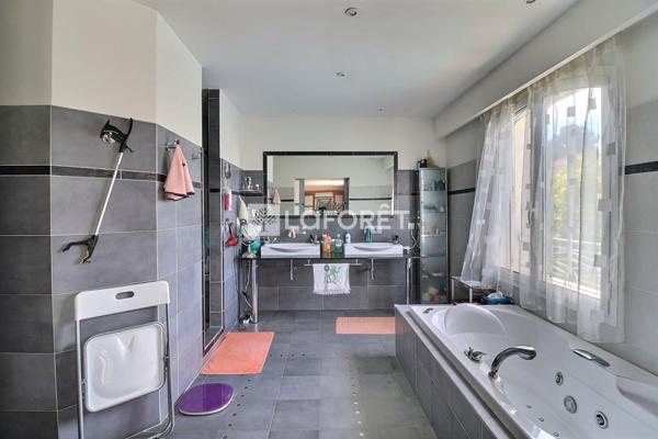 Achat maison Saint-Raphaël - 5 pièce(s) - 200 m² - 896 000 €