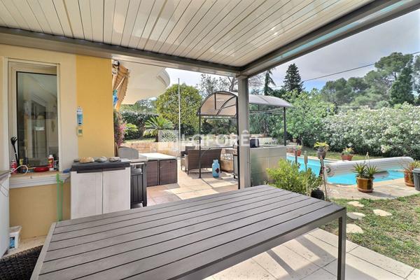 Achat maison Saint-Raphaël - 5 pièce(s) - 200 m² - 896 000 €