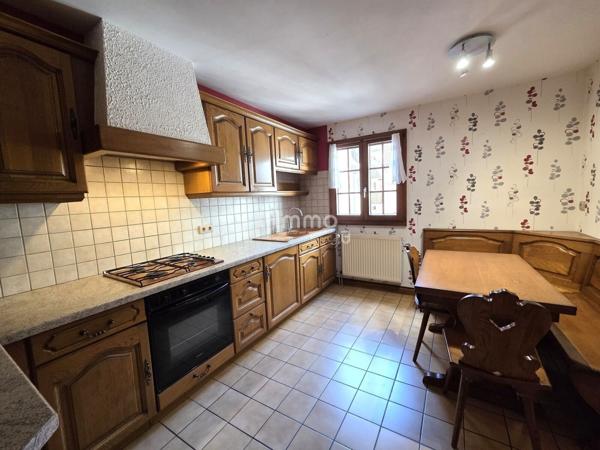 Maison de ville typique à Kaysersberg – 126 m² habitables, 5 pièces