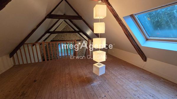 Maison à PLUMELIAU, 56930 - 8 pièces 250m²