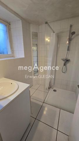 Maison à PLUMELIAU, 56930 - 8 pièces 250m²