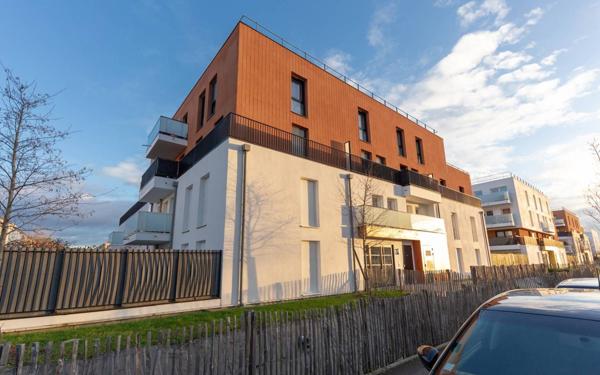 Appartement à vendre    2 pièces • 42,30 m2 Roissy-en-Brie