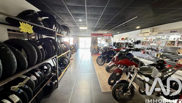 Divers Commerces à vendre 283 m² Uzès