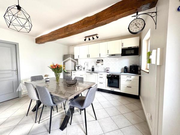 Jolie maison en pierre de 90 m2 habitable total 97 m2