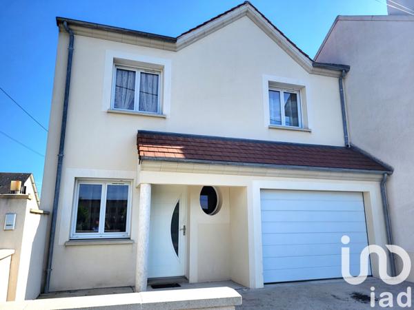 Maison à vendre 5 pièces 102 m² Saint-Jean-de-la-Ruelle