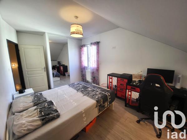 Maison à vendre 5 pièces 102 m² Saint-Jean-de-la-Ruelle