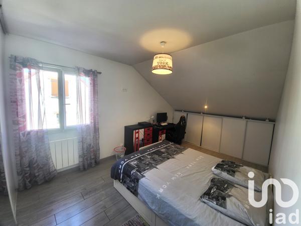 Maison à vendre 5 pièces 102 m² Saint-Jean-de-la-Ruelle