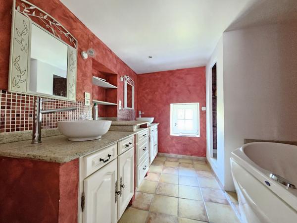 Maison à vendre à Ainay-le-Château (03360) - Allier