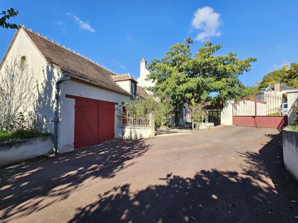 Maison à vendre à Ainay-le-Château (03360) - Allier