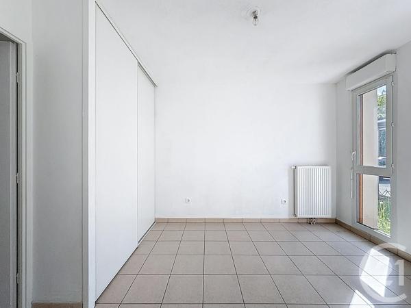 Appartement T2 à vendre  2 pièces - 38 m 2   CENON  - 33